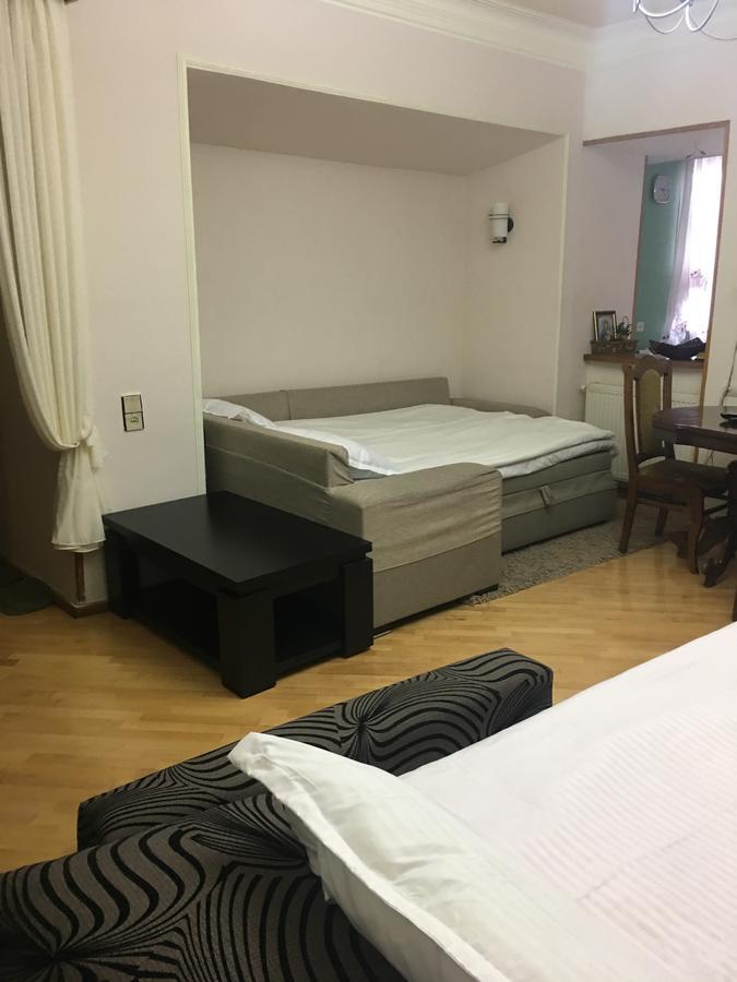 Guesthouse Zeinabi Τυφλίδα Εξωτερικό φωτογραφία
